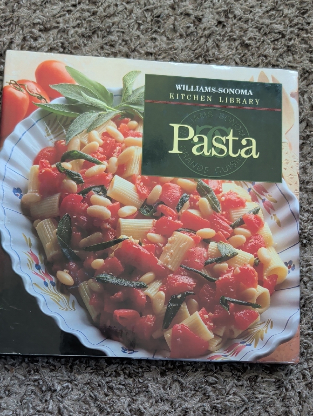Williams Sonoma Pasta Cookbook - Red & Green Cover